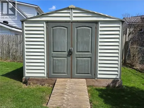 108 New Lakeshore Road Port Dover ON N0A 1N8