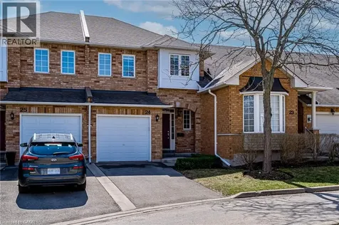 10 Davidson Boulevard Dundas ON L9H 7N9