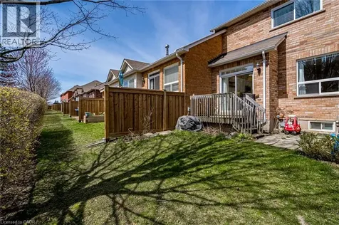 10 Davidson Boulevard Dundas ON L9H 7N9