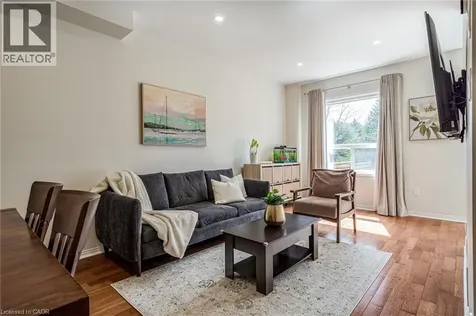 10 Davidson Boulevard Dundas ON L9H 7N9