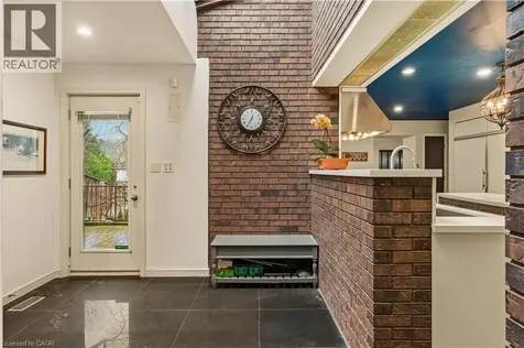 78 Terrace Drive Dundas ON L9H 3X2