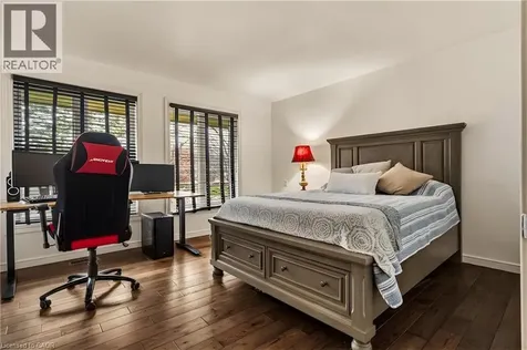 78 Terrace Drive Dundas ON L9H 3X2