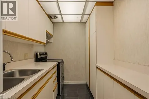 78 Terrace Drive Dundas ON L9H 3X2