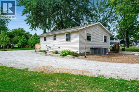 633 Point Pelee Drive Leamington ON N8H 3V4