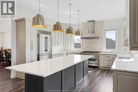 184 Grandview Kingsville ON N9Y 0C6