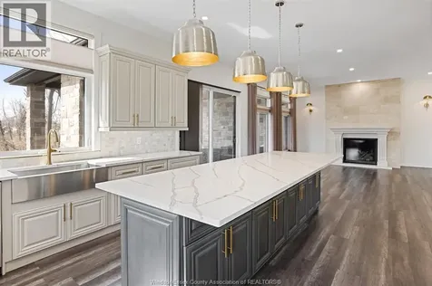184 Grandview Kingsville ON N9Y 0C6