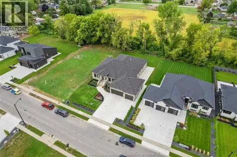 184 Grandview Kingsville ON N9Y 0C6