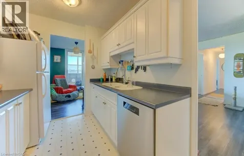 225 Harvard Place Waterloo ON N2J 4H4
