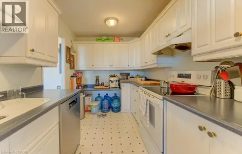 225 Harvard Place Waterloo ON N2J 4H4