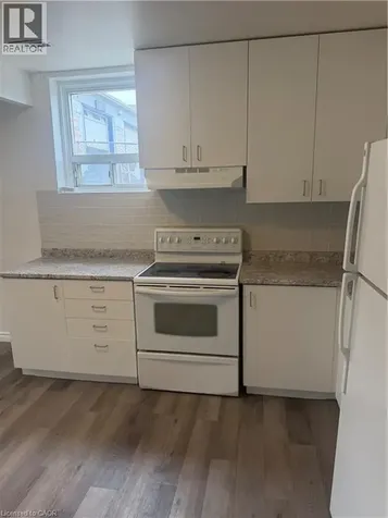 1576 Barton Street East Hamilton ON L8H 2X8