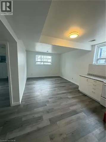1576 Barton Street East Hamilton ON L8H 2X8