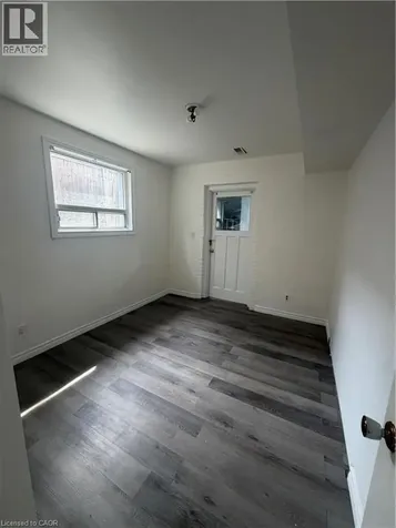 1576 Barton Street East Hamilton ON L8H 2X8