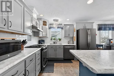 133 Parkview Circle Wellington North ON N0G 2K0