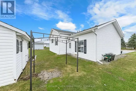 133 Parkview Circle Wellington North ON N0G 2K0