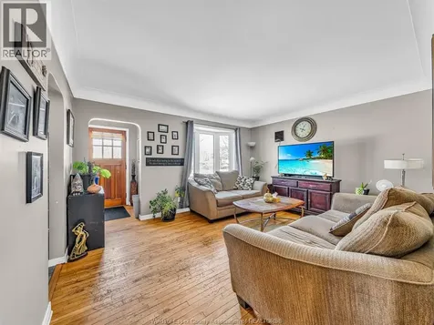 12357 Renaud Street Tecumseh ON N8N 1P9