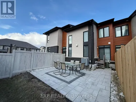 335 Wabasso Lane Ottawa ON K1T 0T2