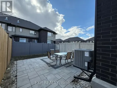335 Wabasso Lane Ottawa ON K1T 0T2