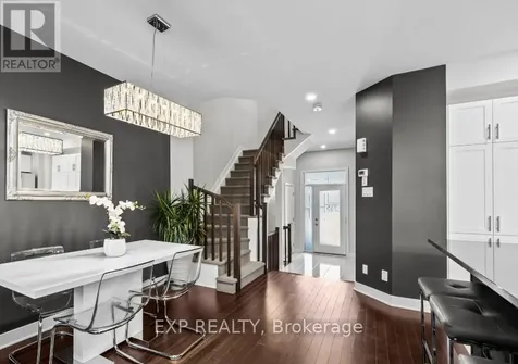 335 Wabasso Lane Ottawa ON K1T 0T2