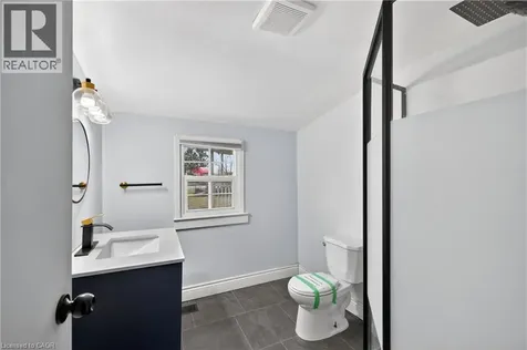 527 Bond Street Watford ON N0M 2S0