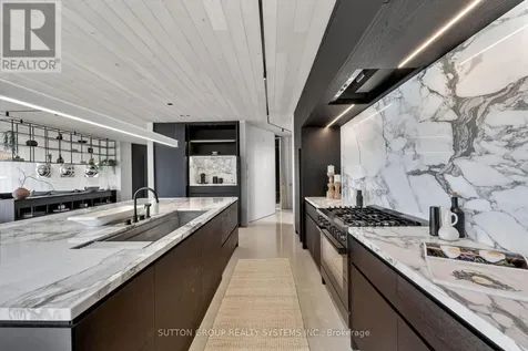 120 Sebastian Street Blue Mountains ON N0H 1J0