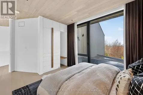 120 Sebastian Street Blue Mountains ON N0H 1J0