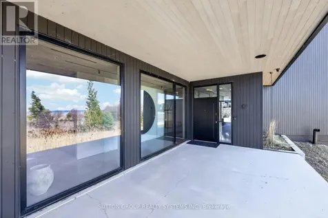 120 Sebastian Street Blue Mountains ON N0H 1J0