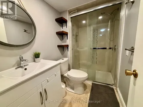 266 Westcourt Place Waterloo ON N2L 2R7