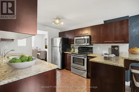 209 Ridgepark Private Ottawa ON K2G 1H1