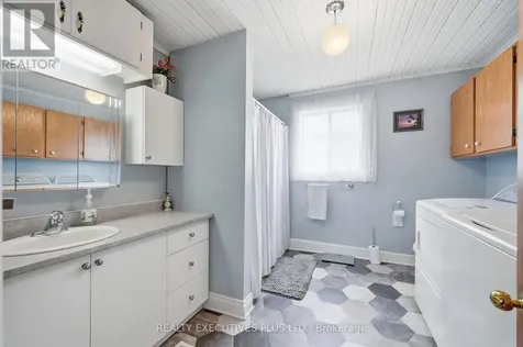 3721 Champlain Street Clarence-rockland ON K0A 1E0