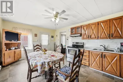 3721 Champlain Street Clarence-rockland ON K0A 1E0