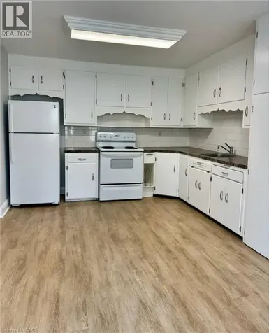 52 Walter Street Kitchener ON N2G 1S1