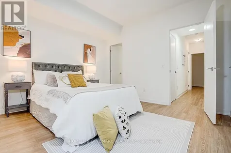 9 Steckley Lane Richmond Hill ON L4S 0N1