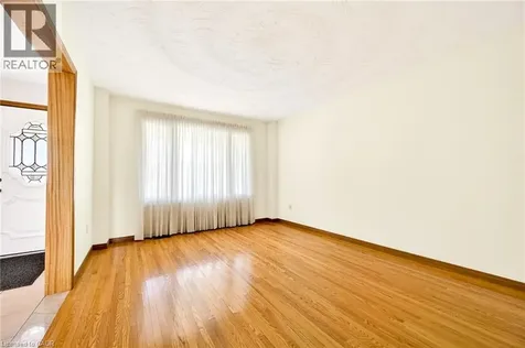 27 Trieste Place Hamilton ON L9B 2C3