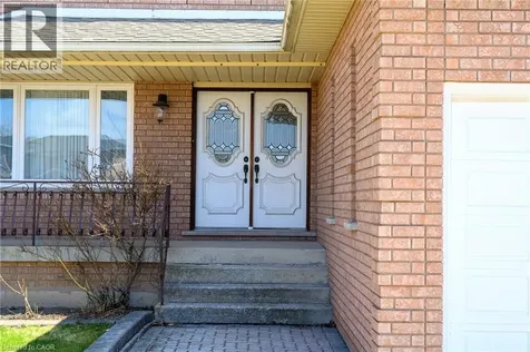 27 Trieste Place Hamilton ON L9B 2C3
