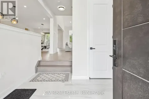 125 Stoneleigh Drive Blue Mountains ON L9Y 4X5