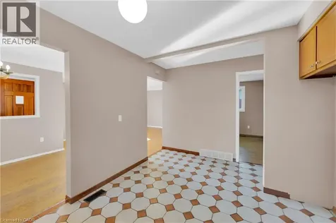 112 Purdy Crescent Hamilton ON L9A 3B3
