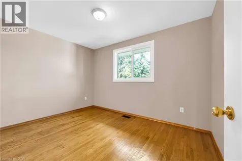 112 Purdy Crescent Hamilton ON L9A 3B3