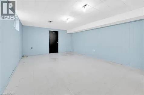 112 Purdy Crescent Hamilton ON L9A 3B3