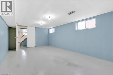 112 Purdy Crescent Hamilton ON L9A 3B3