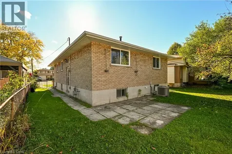 112 Purdy Crescent Hamilton ON L9A 3B3