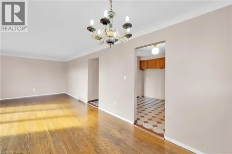 112 Purdy Crescent Hamilton ON L9A 3B3