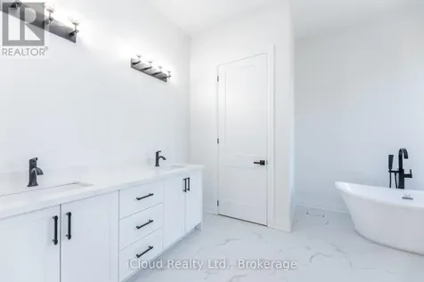 8 Prentis Court Melancthon ON L9V 3M9