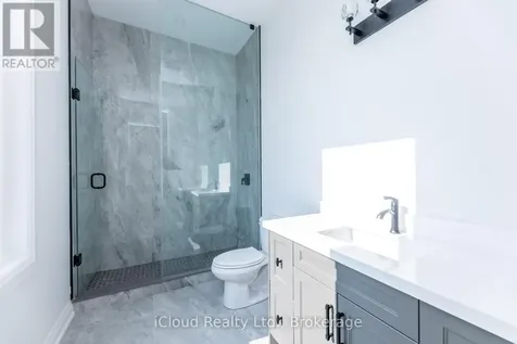 8 Prentis Court Melancthon ON L9V 3M9