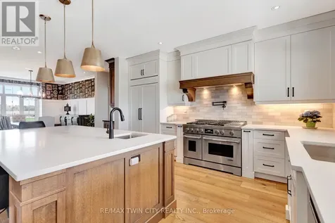 42 Parsonage Road Hamilton ON N3T 5M1