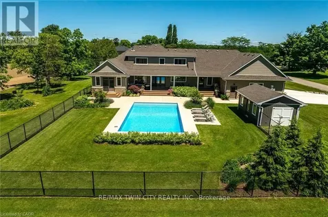 42 Parsonage Road Hamilton ON N3T 5M1