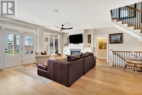 42 Parsonage Road Hamilton ON N3T 5M1