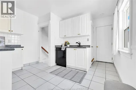 1368 Erie Street East Windsor ON N9A 3Z7