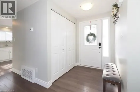 20 Fieldstone Walk New Hamburg ON N3A 2G2