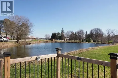 20 Fieldstone Walk New Hamburg ON N3A 2G2