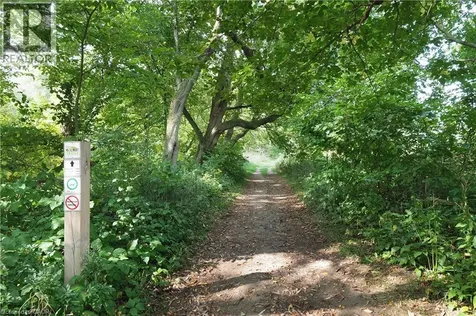 20 Fieldstone Walk New Hamburg ON N3A 2G2